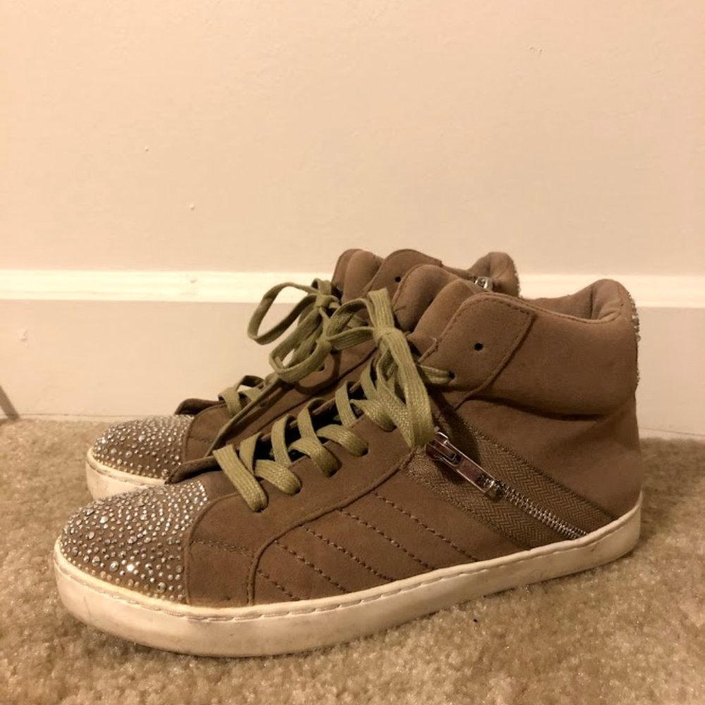 Dance-Style Shoes